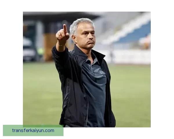 穆里尼奥战术适配性持续提升，球队表现稳健引发期待